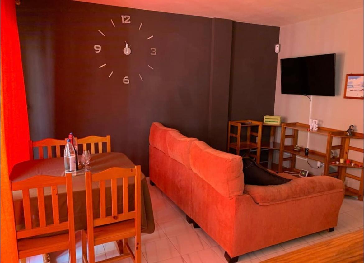 Apartamento Brisas Del Medano Apartment Екстериор снимка